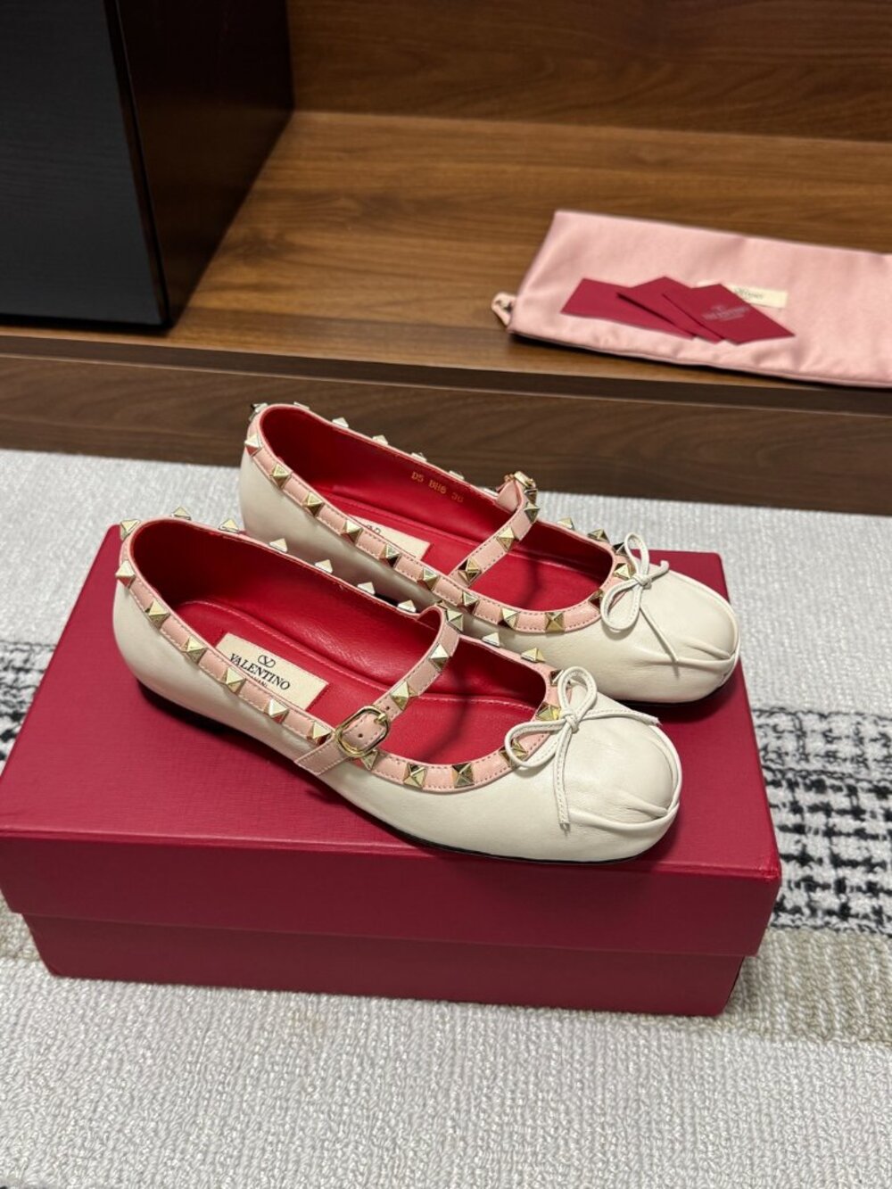 Valentino Rockstud Mary Jane Ballet Flats - Picture 2 of 8